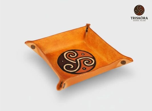 Custom Leather Dice Tray - CLD-0001 Triskóra