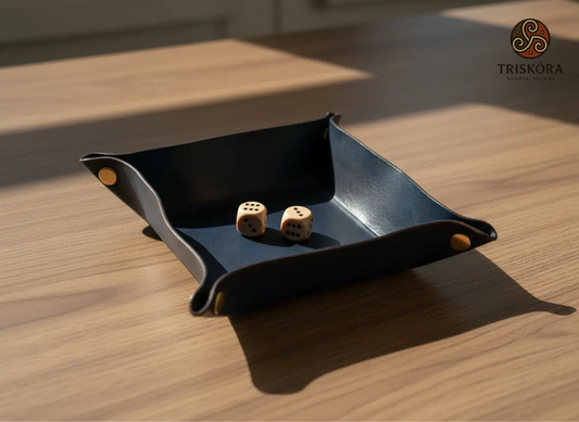 Leather Dice Tray - LDC-0001 Triskóra
